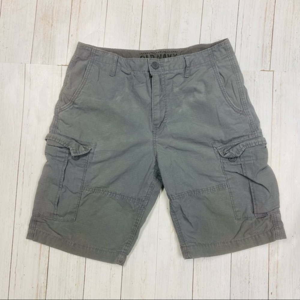 Old Navy Men’s Gray Cotton Cargo Shorts, 9” - Picture 8 of 8